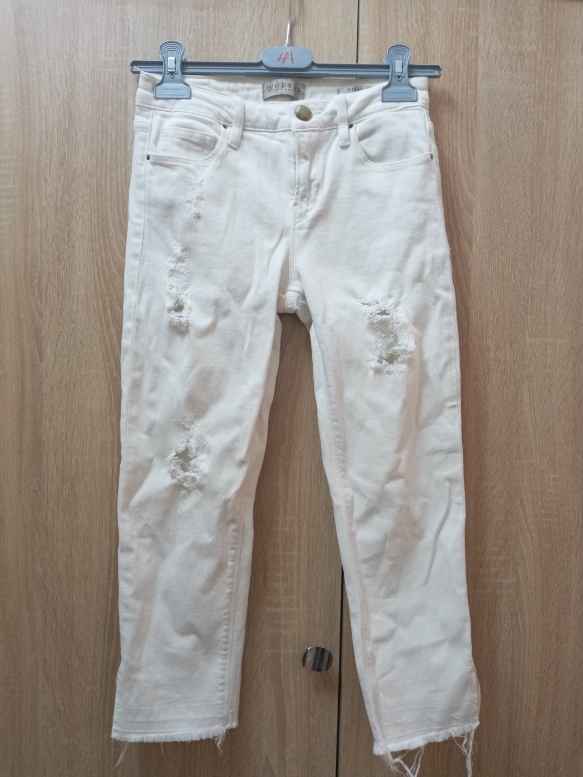 GUESS. TAILLE 34/XS. LONGUEUR 70 CM. 