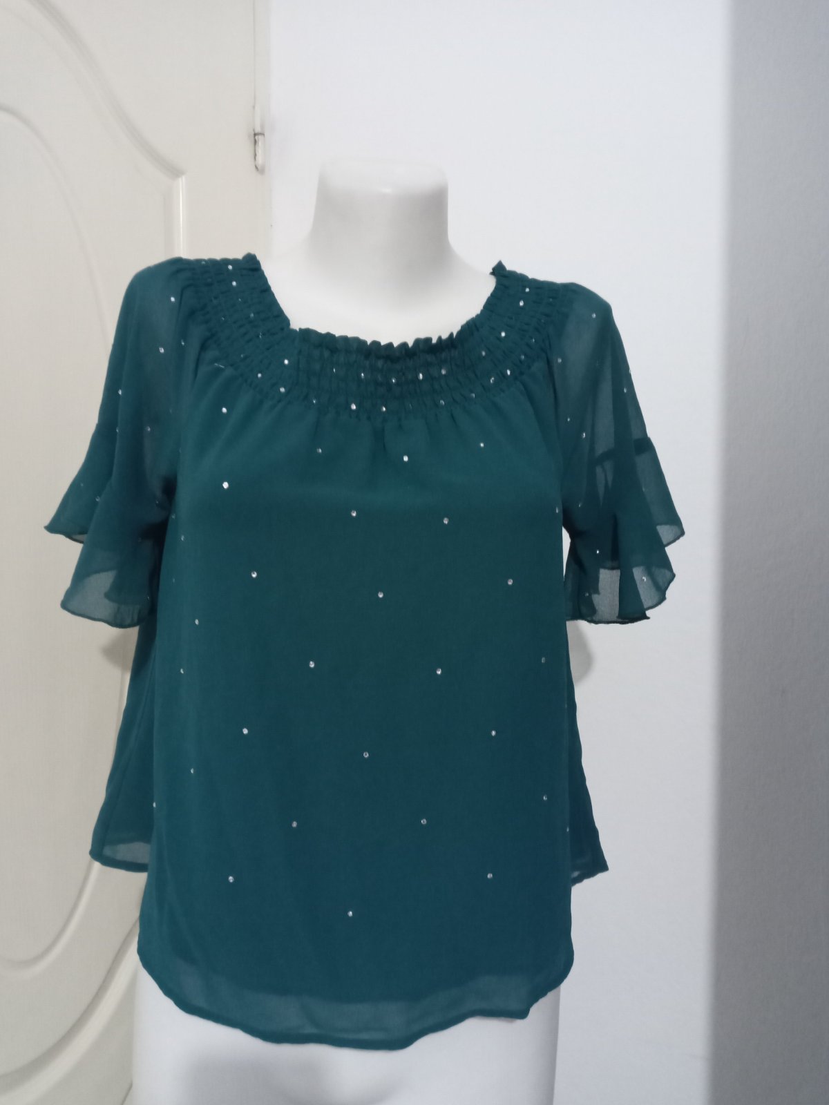 Guess. À strass.  Taille 38/M
