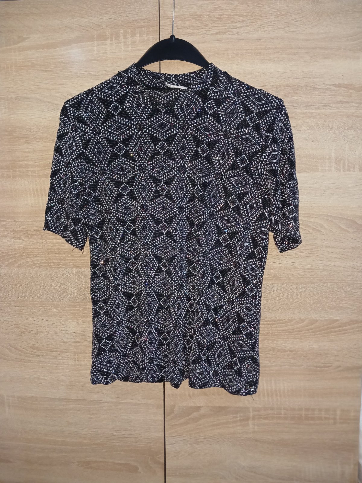 Pull à manches courtes SOIRÉE . TAILLE 38/40