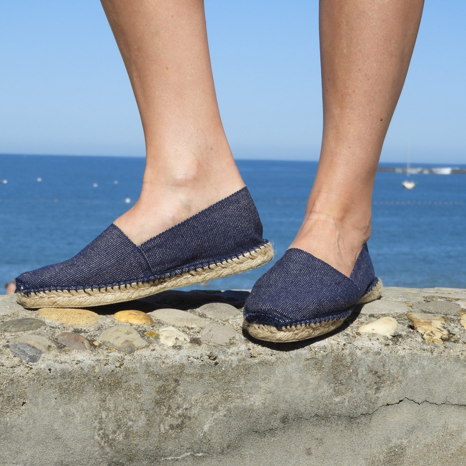 Mocassins unisex. En jean. Jamais portés.  Pointure 42.