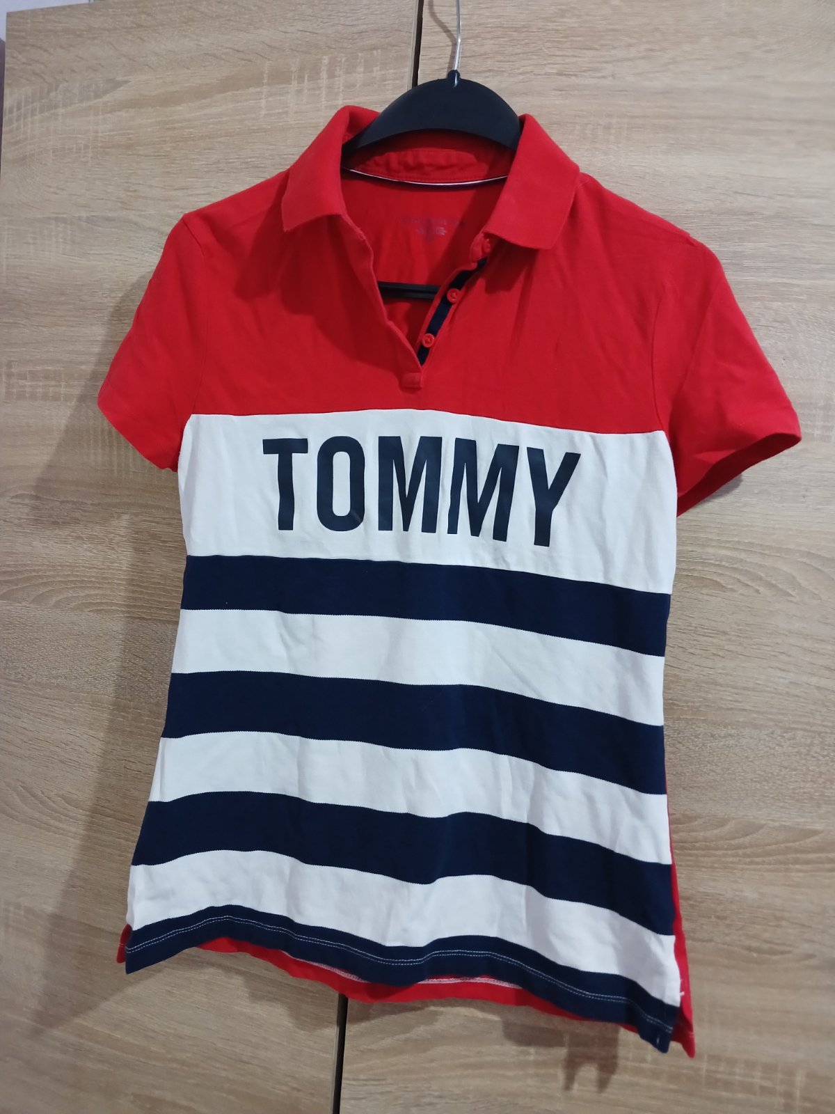 Tommy Hilfiger.  Taille 36/S
