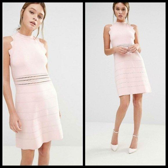 Robe Natleah à détails festonnés TED BAKER LONDON, rose pâle. Taille indiquée : Ted Baker 2.