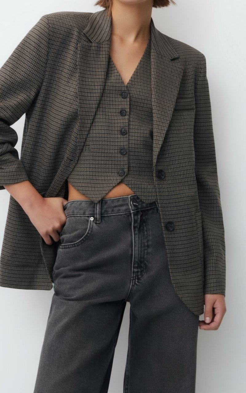 Blazer Pull&Bear.  🤎🩶🖤🤎🖤🩶Taille M. 