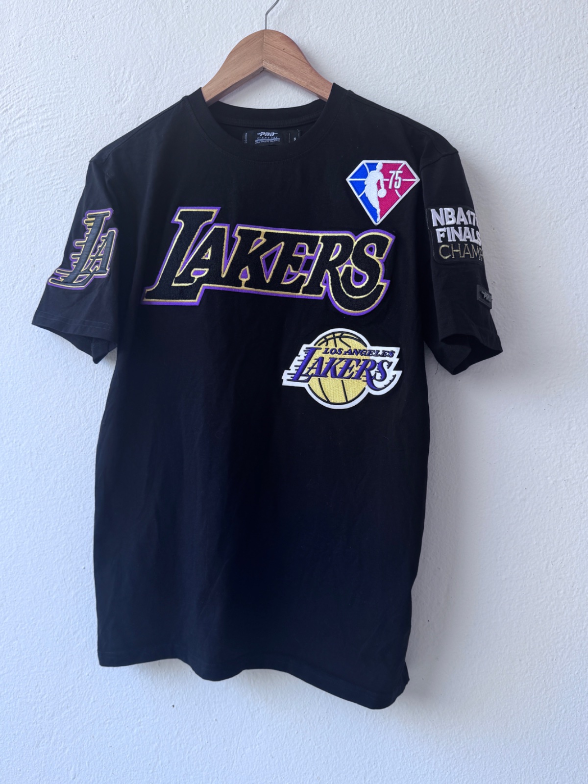 T-shirt Pro Standard NBA Los Angeles Lakers Noir - Taille S