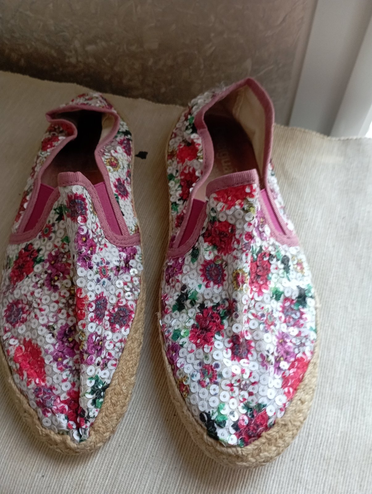 DESIGUAL 