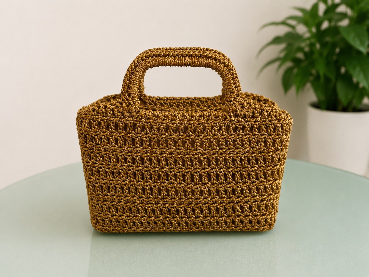 Sac a main doré artisanal