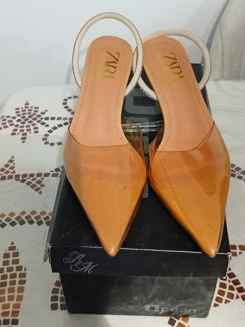 Talon Zara neuf Taille 37  prix 60 dinar 