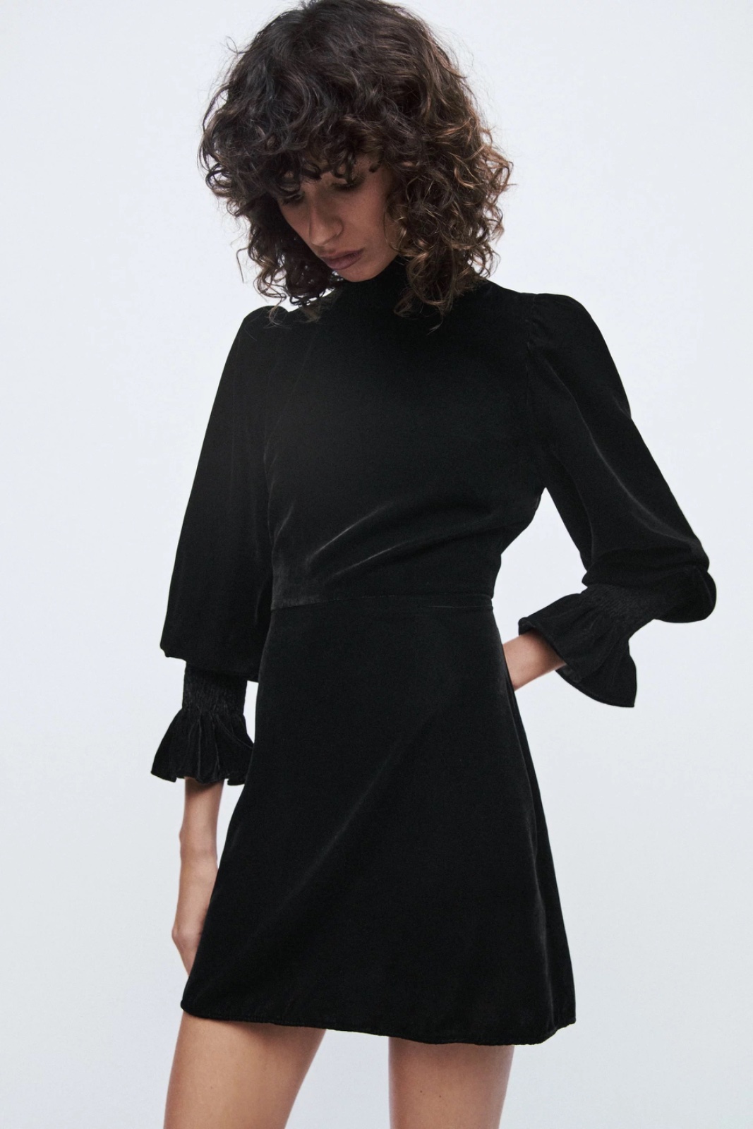 Robe zara neuve en velours 