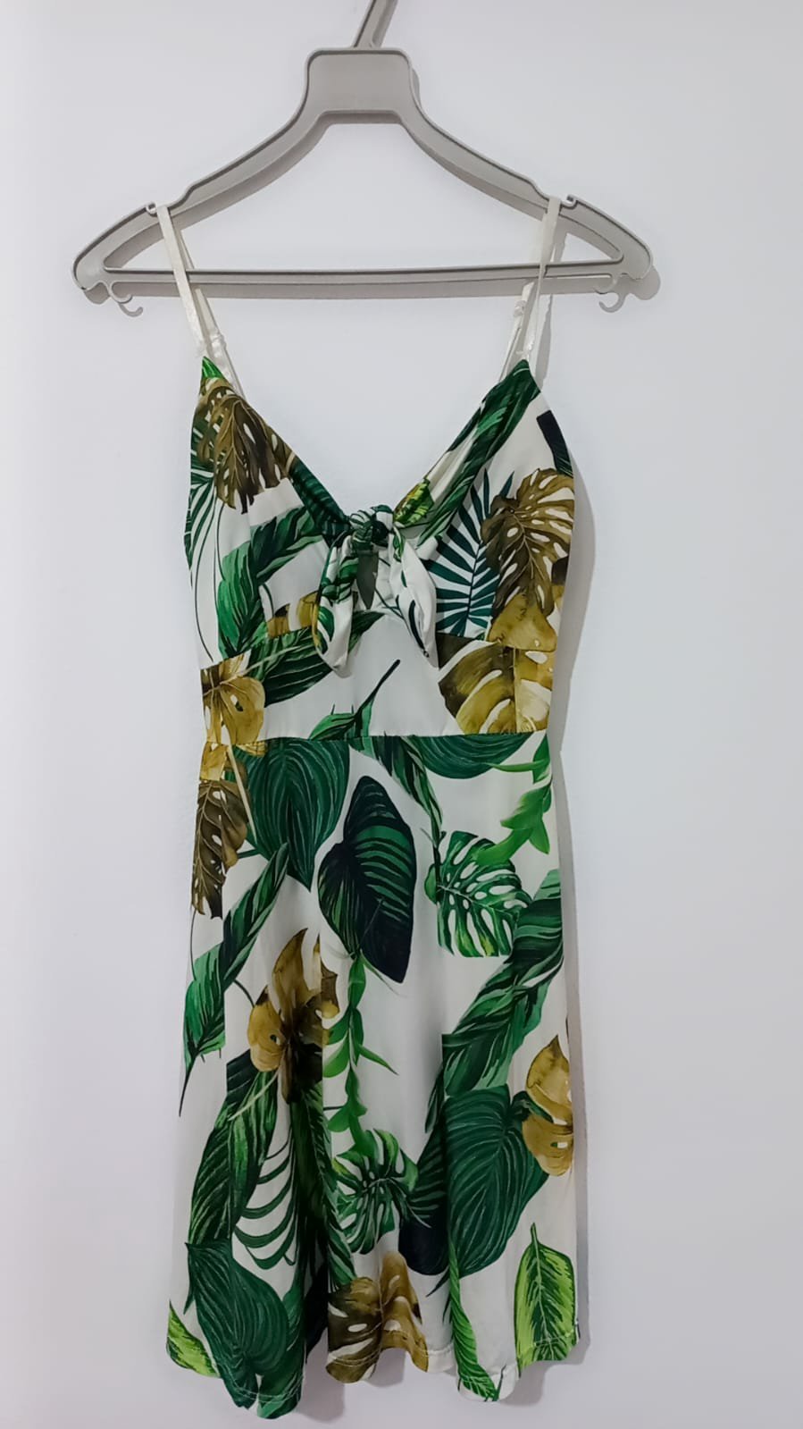Robe fleurie en vert et blanc syefi