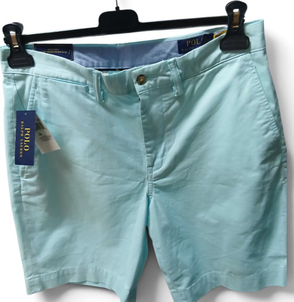 Short homme Ralph Lauren avec etiquette taille 30 (chino short) ( classic fit)
