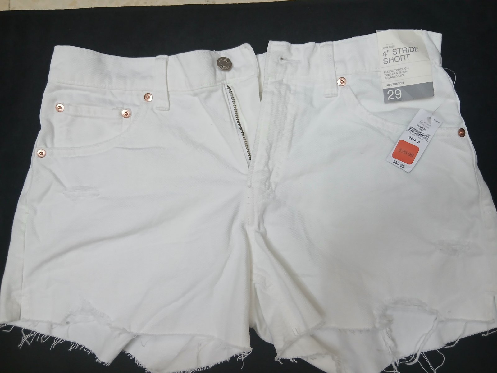Short femme GAP avec étiquette 