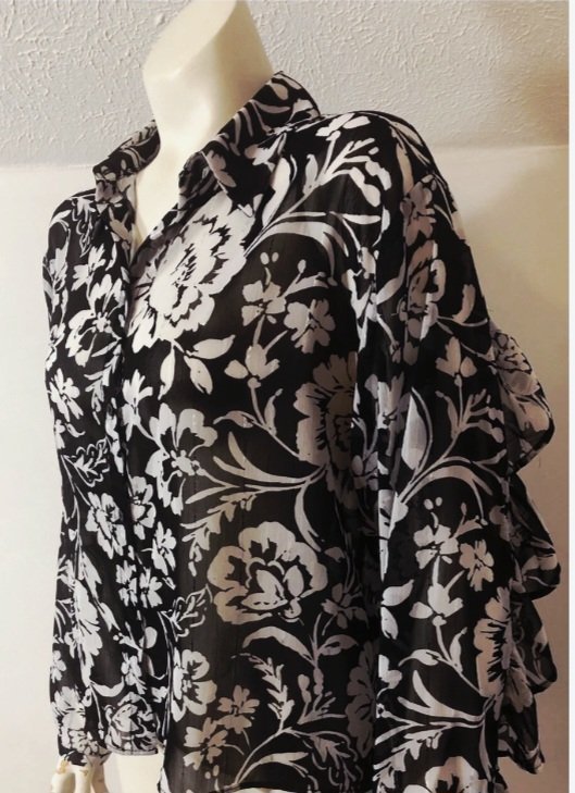 Très Joli chemise zara noire imprimé 