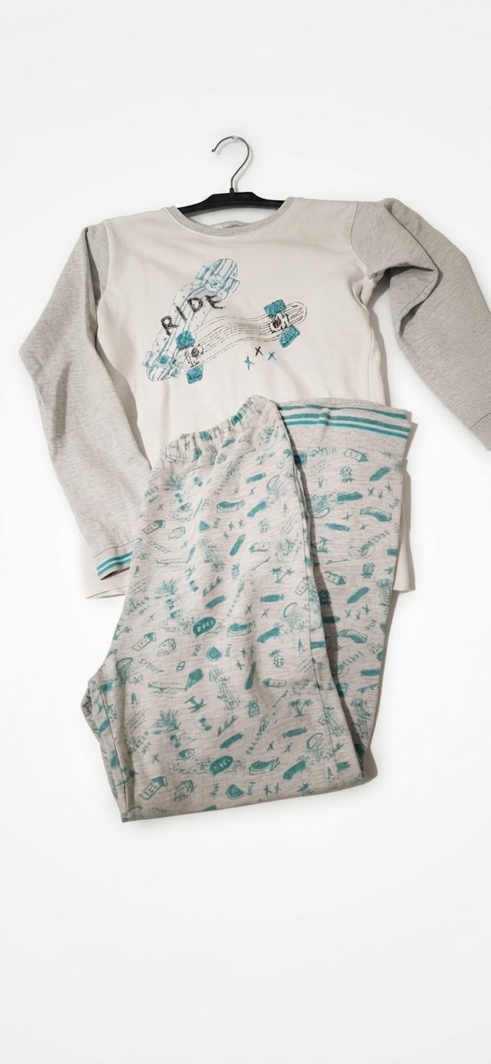 2 jolis pyjamas pour garçon Tape à l'œil 