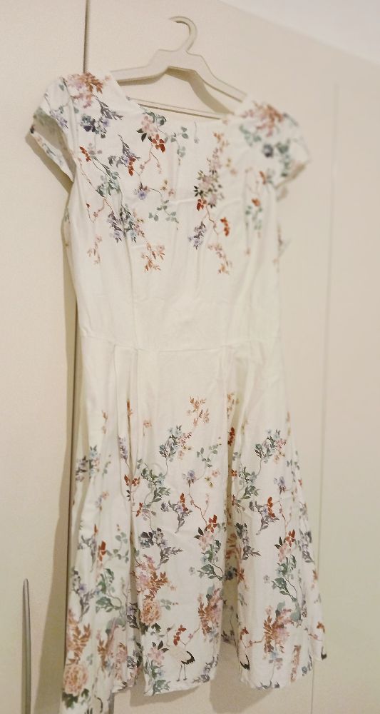 Très jolie robe Orsay 