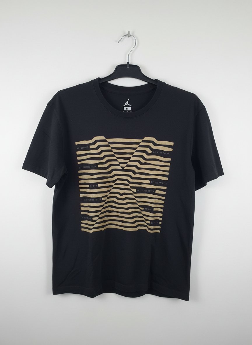 Joli pull noir 
