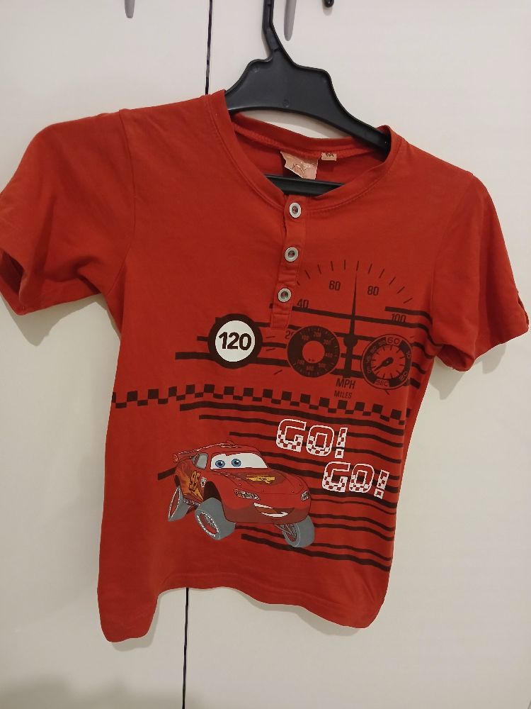 Lot 4 vêtements d'été pour garçon 6 ans