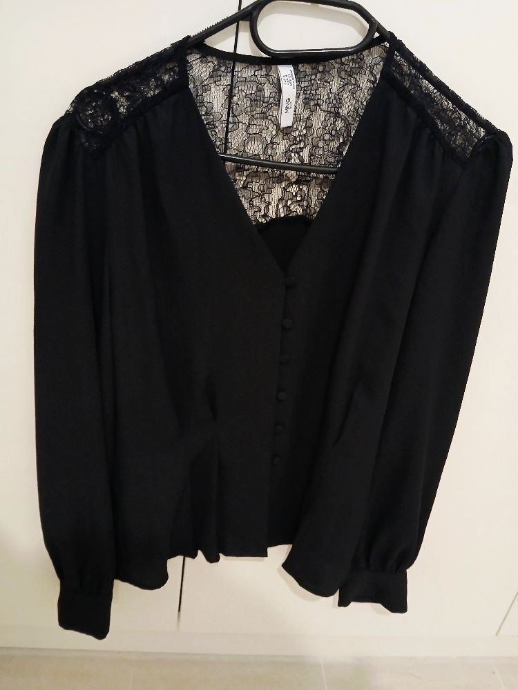 Chemise noire Mango