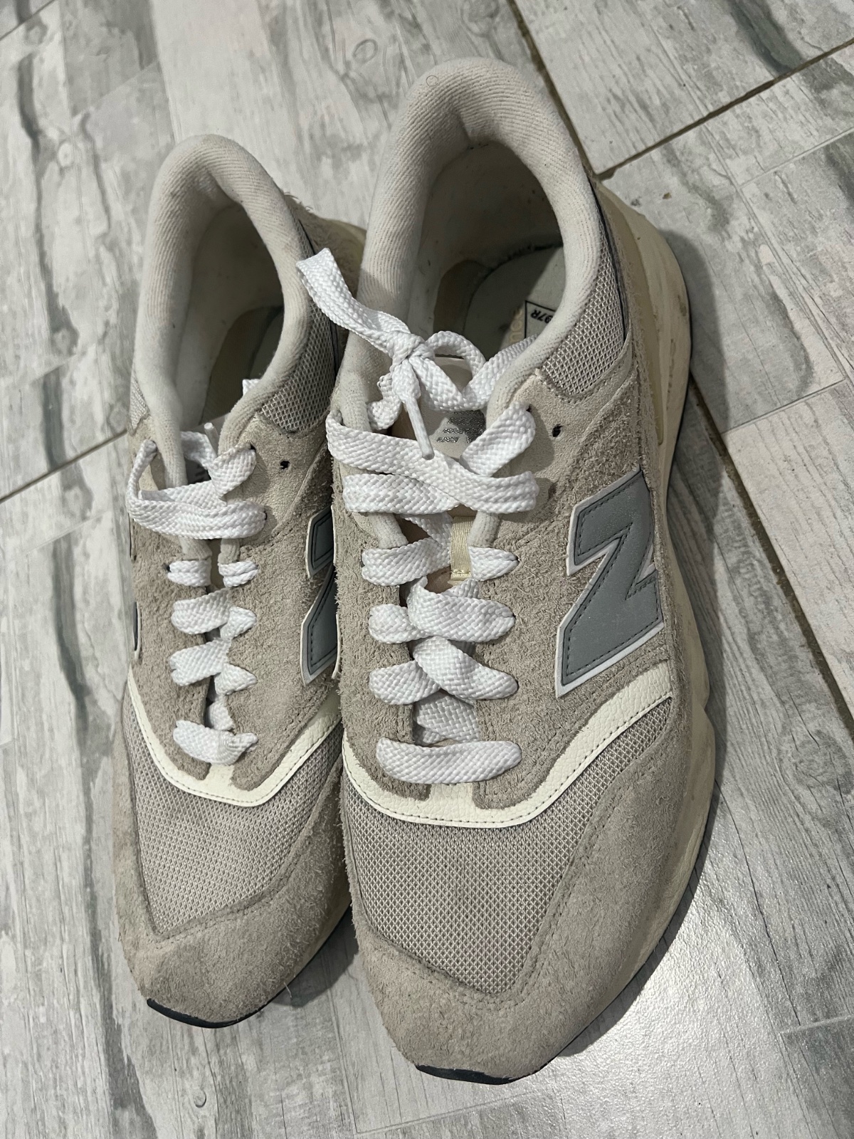 New balance Shoes for Man 