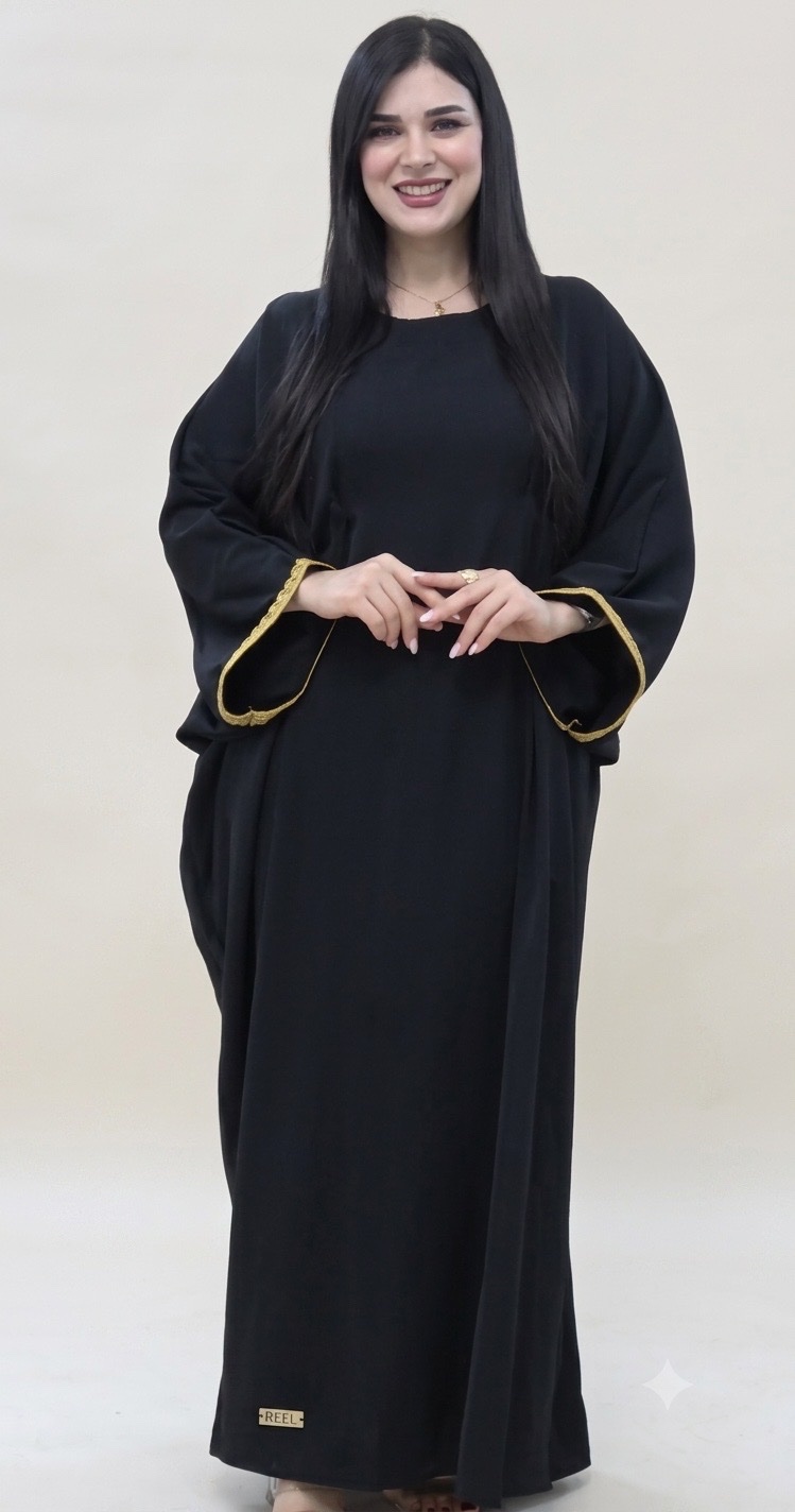  Abaya / Robe longue Noire avec details doree