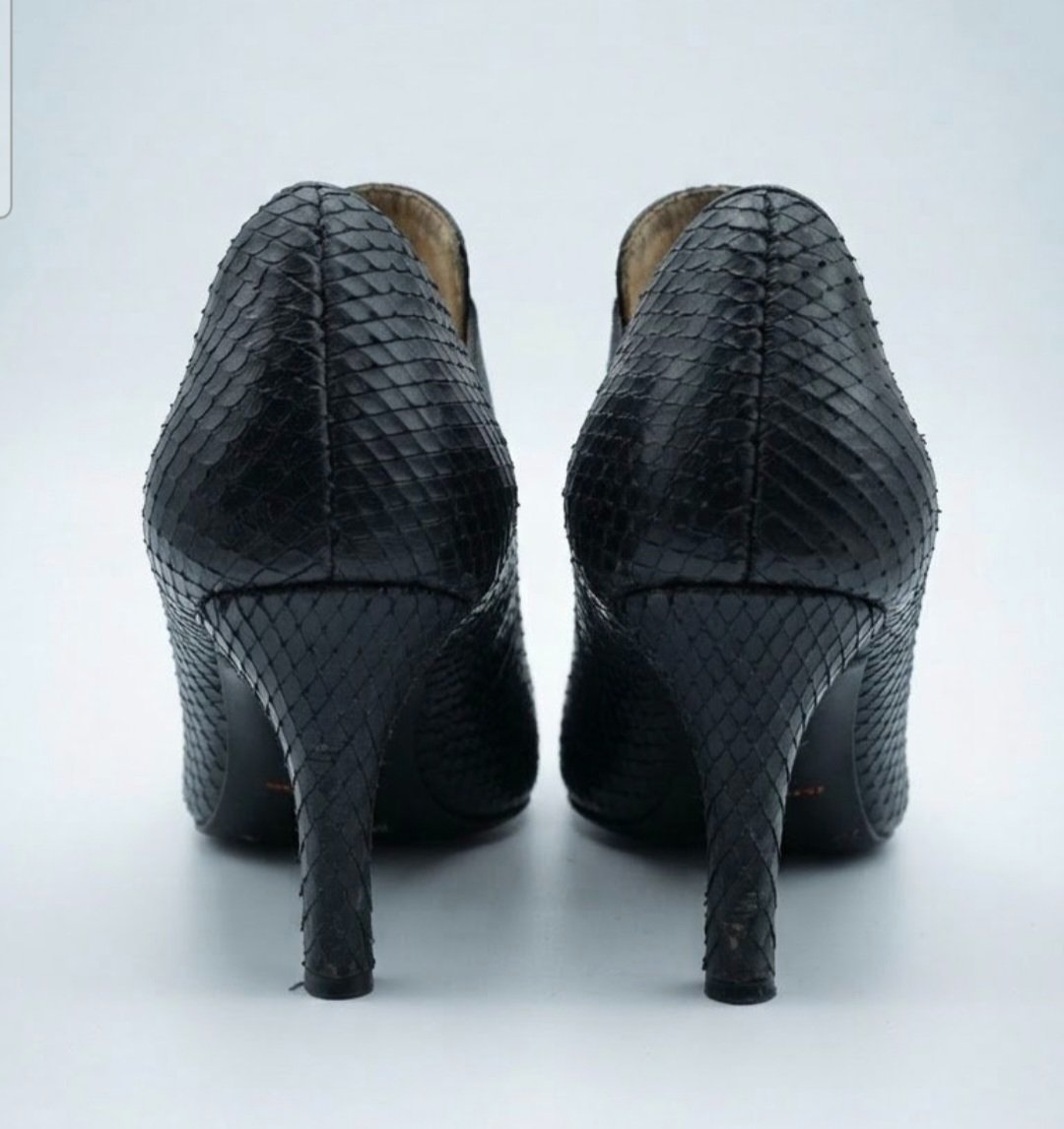 Escarpins noirs adidas semelle stable brevetee