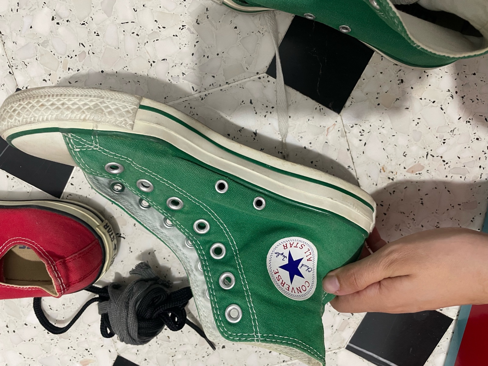 Converses verts