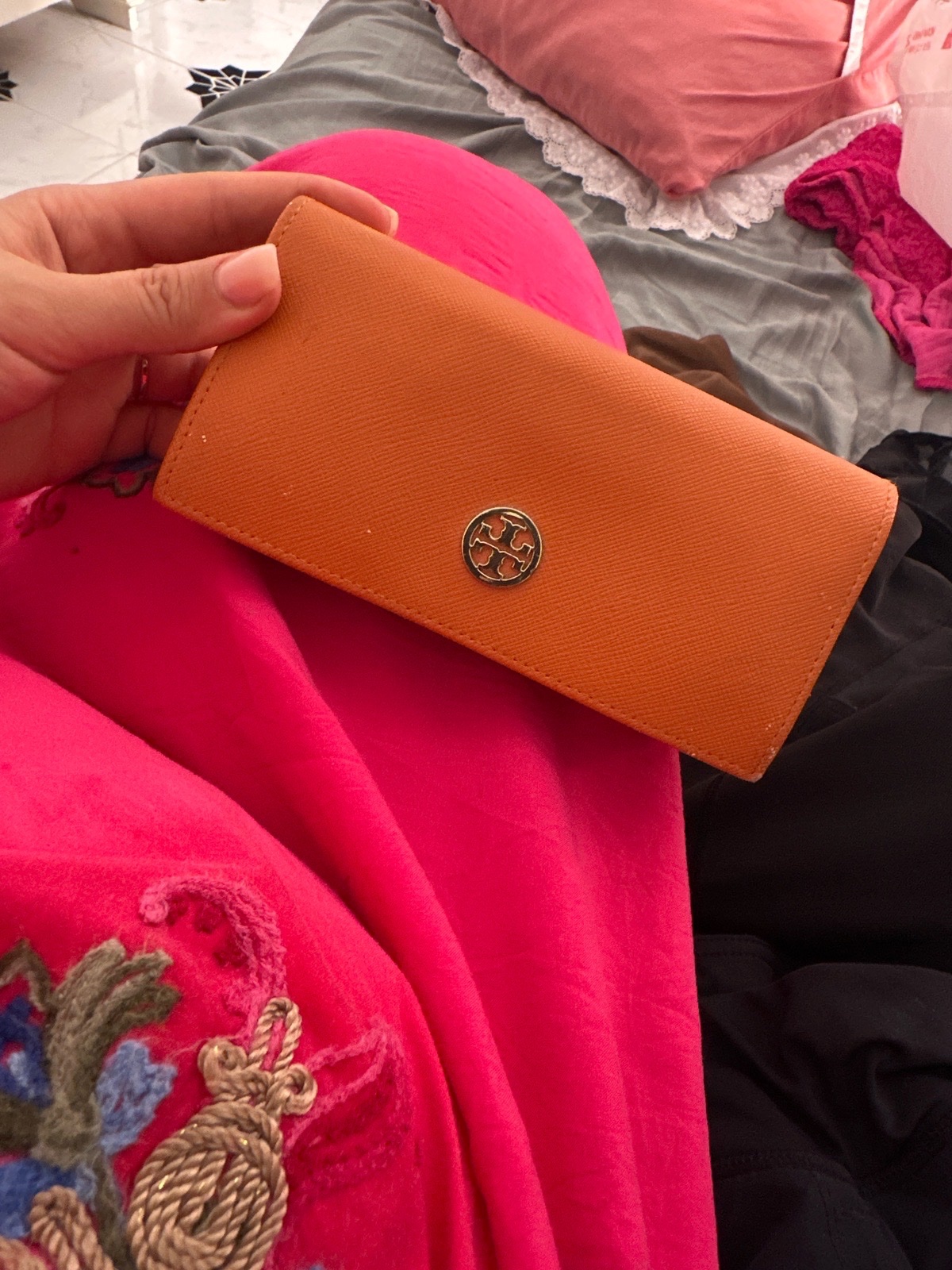 Etui lunette tory