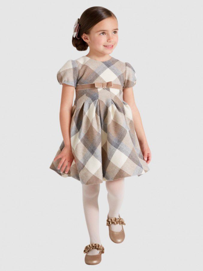 Très belle robe pour fillette 