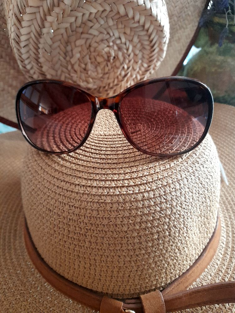 sun glass PRIMARK 