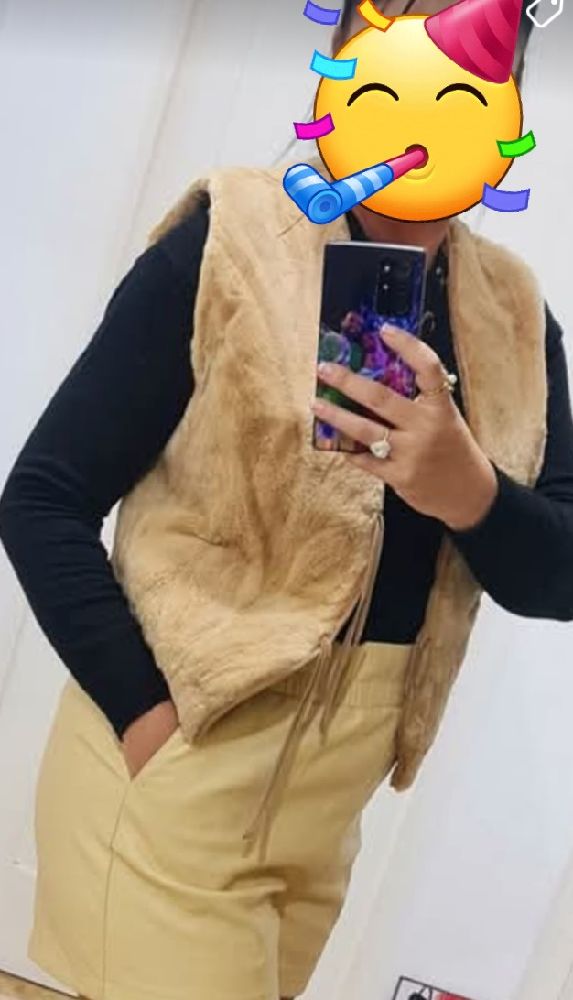 top promooo,gilet style borsalino, fourrure qualité top de chez top, en relief et hyper douce.