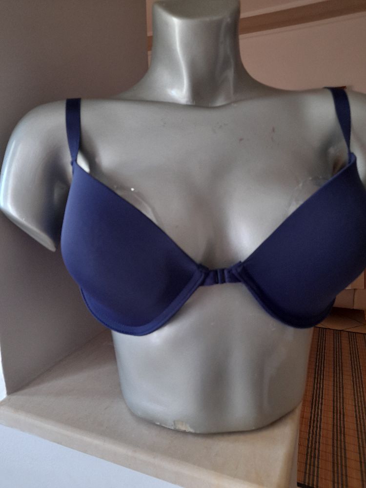 soutien bleu marine 100 B