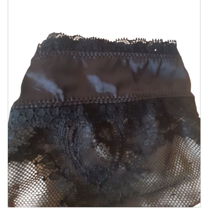 Promo,Lingerie fine neuve, taille M.