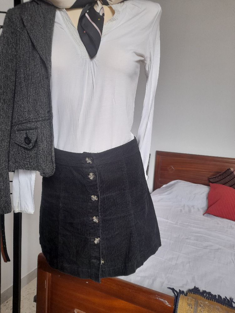 jupe trapèze H&M neuve.