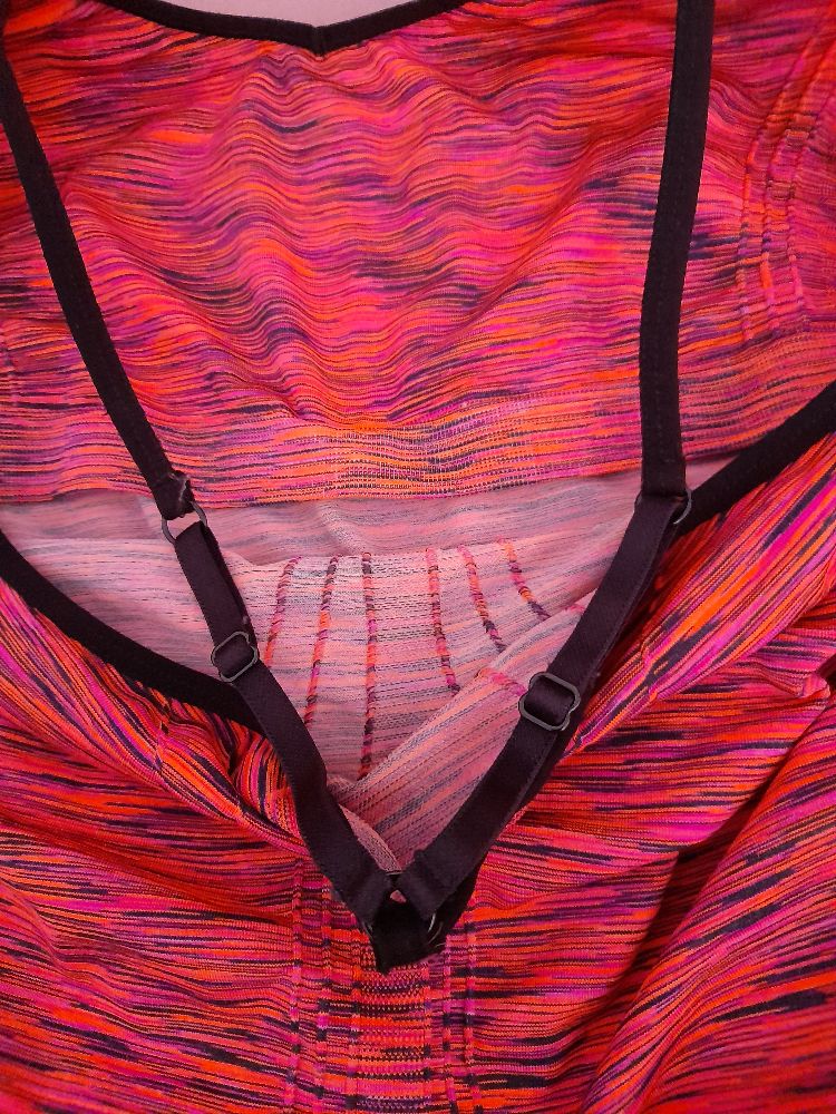 haut sport fuchsia 