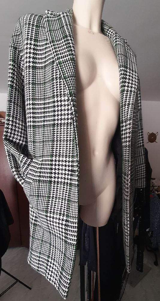 Promo,manteau demie saison stradivarius