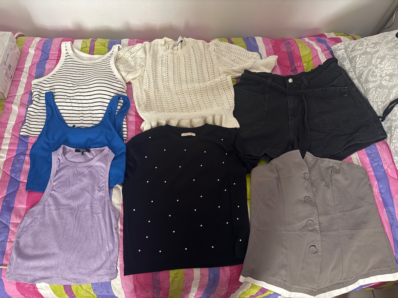 Lot de vetements pour l'ete 