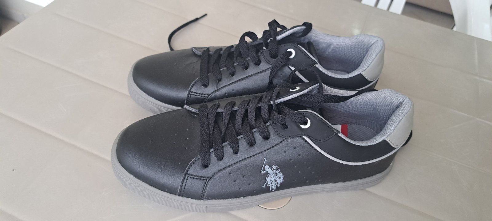 Baskets US POLO homme jamais porté 