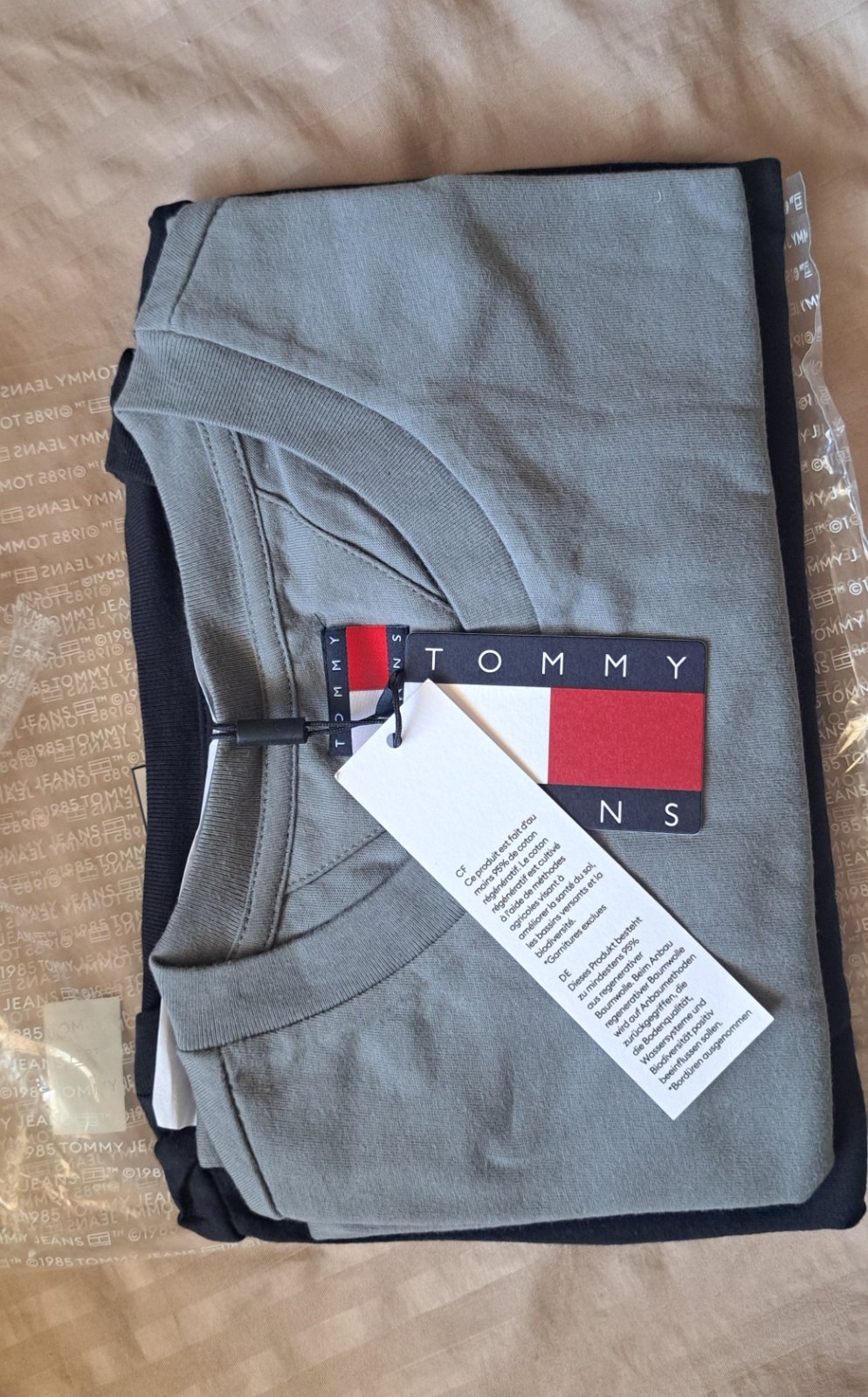 T-shirt Tommy Hilfiger gris 