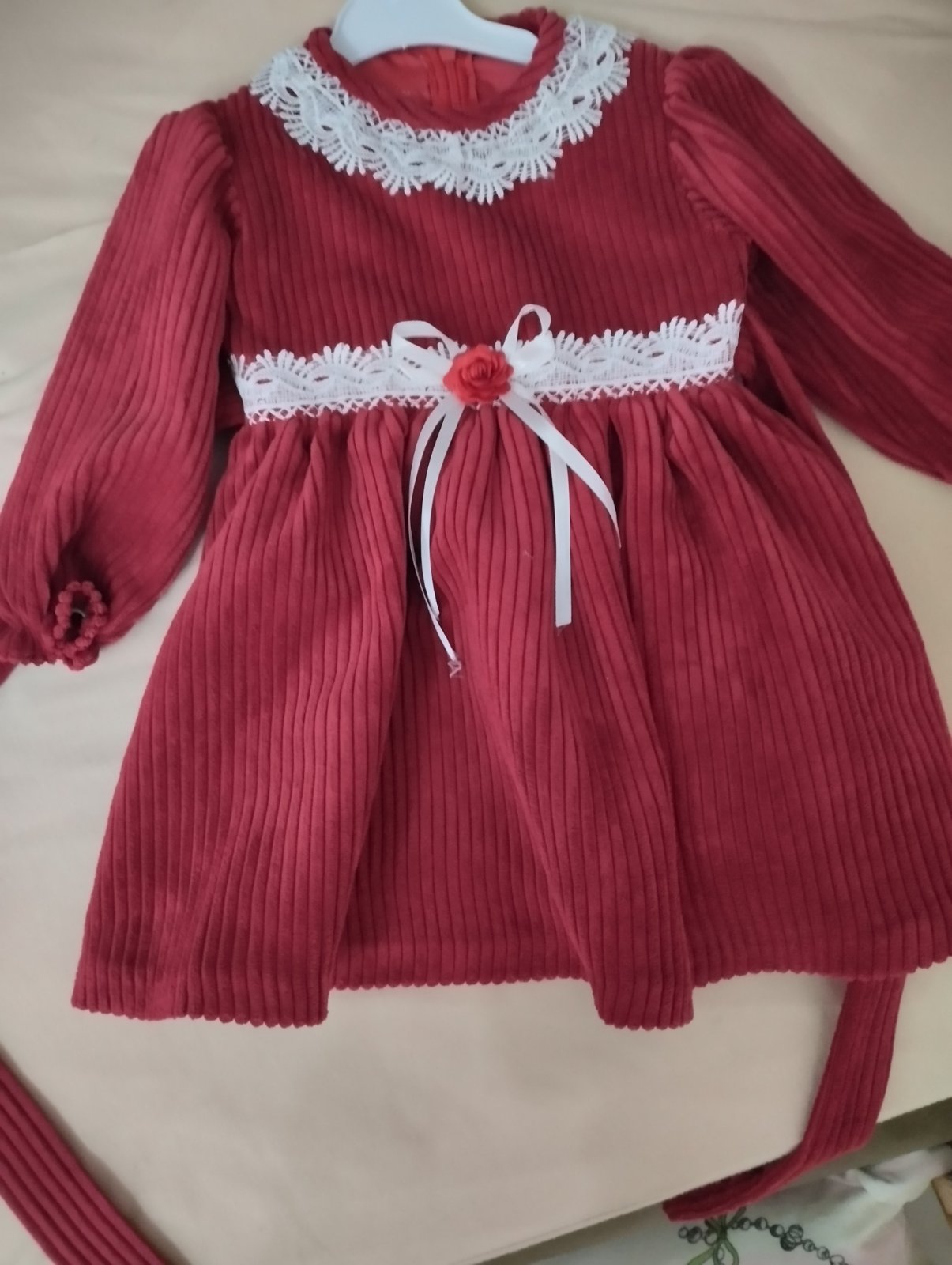 Robe bébé 1 ans jamais porté 