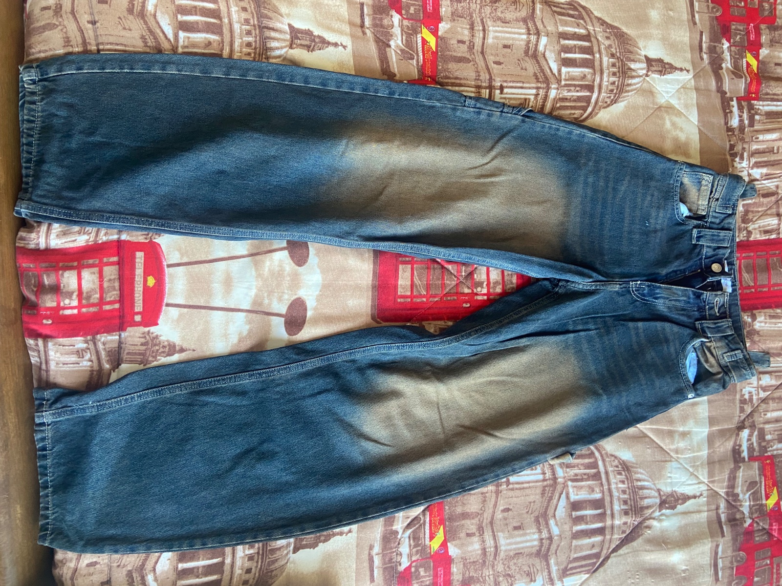 Un pantalon baggy