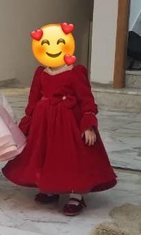 Robe bebe 2 ans en velours haute couture porté une seule fois