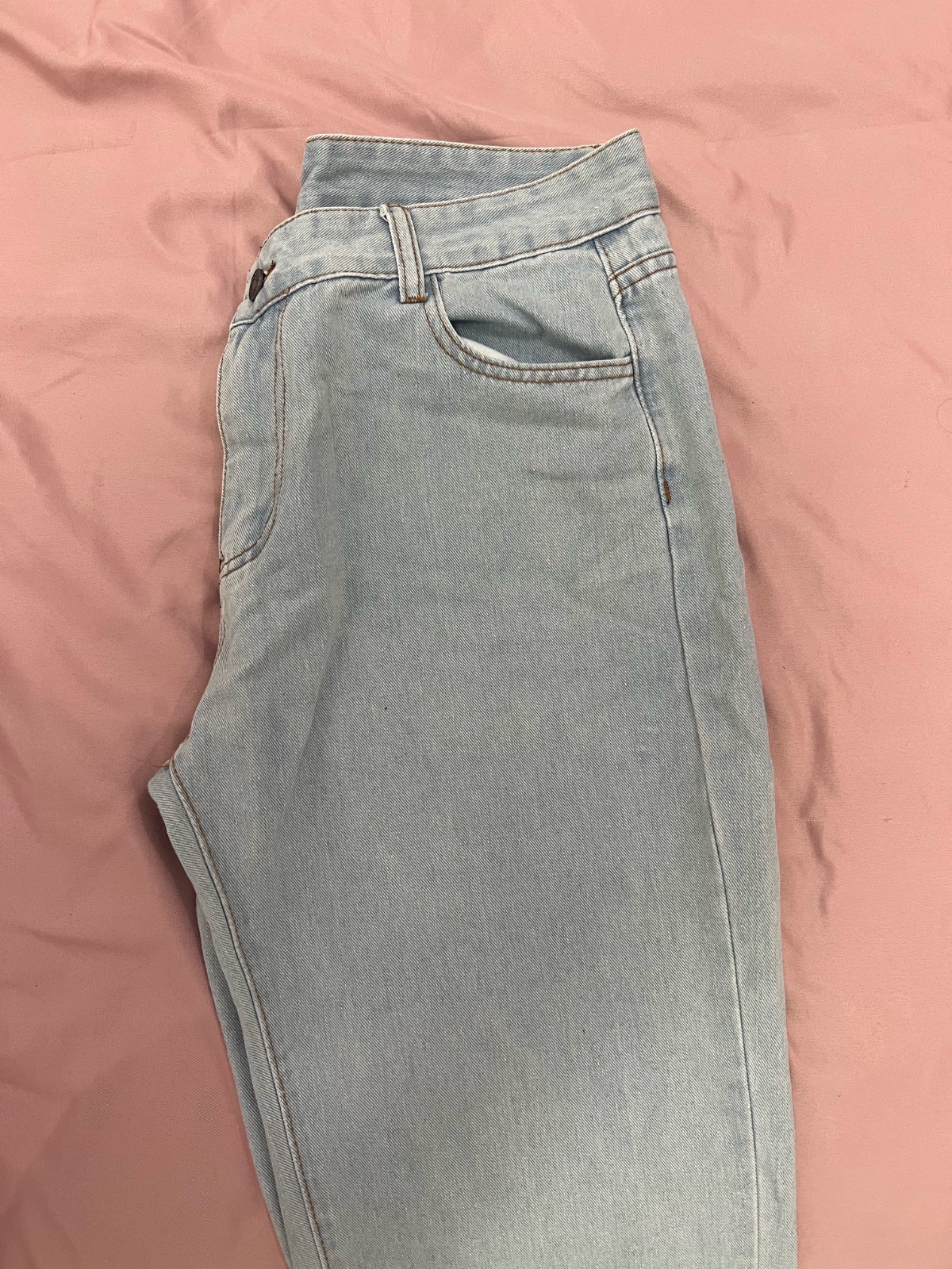 Pantalon en tres bon etat 