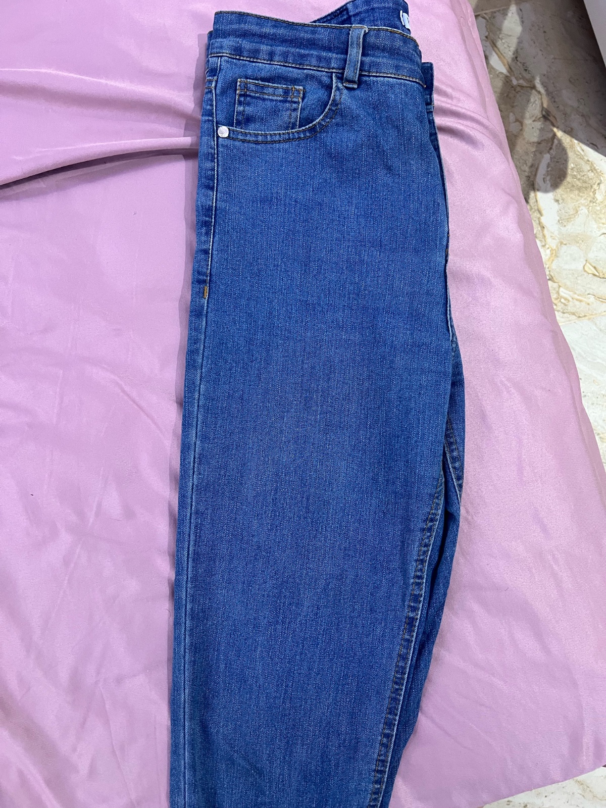 Pantalon djean avec fente 