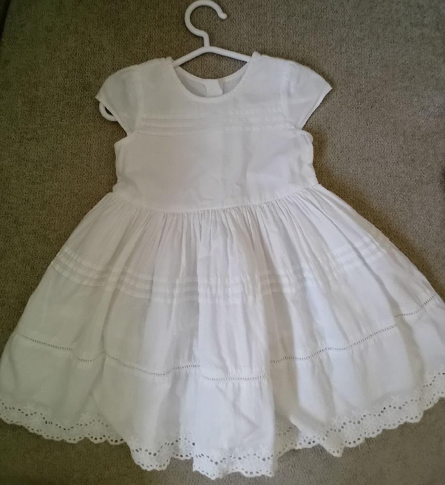 Robe blanche 9/12mois