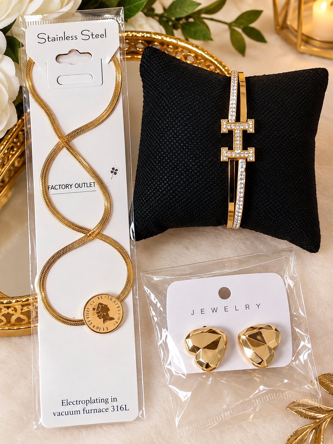 Farda w chaine w boucles d'oreilles 