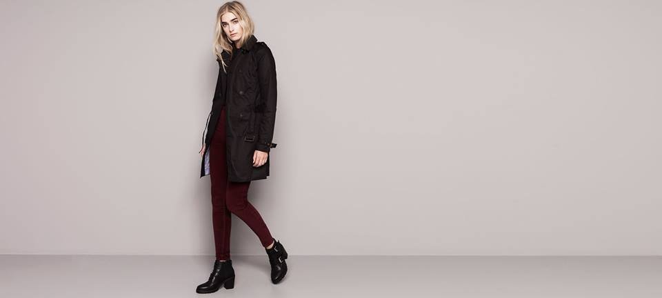 Trench noir marque pull and bear