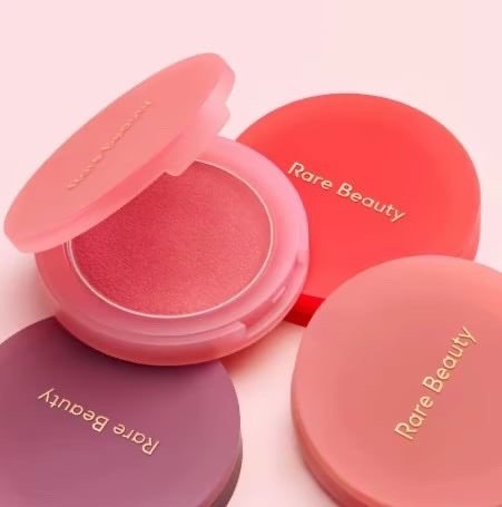 Fard a jour Rare beauty Importé de la France La marque de Selena Gomez Référence : Alive