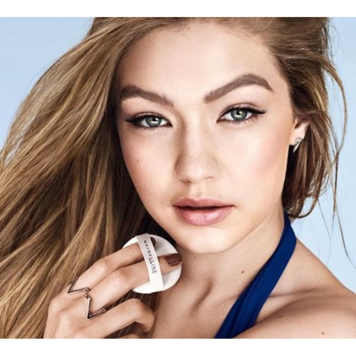 Fond de teint compact Maybelline