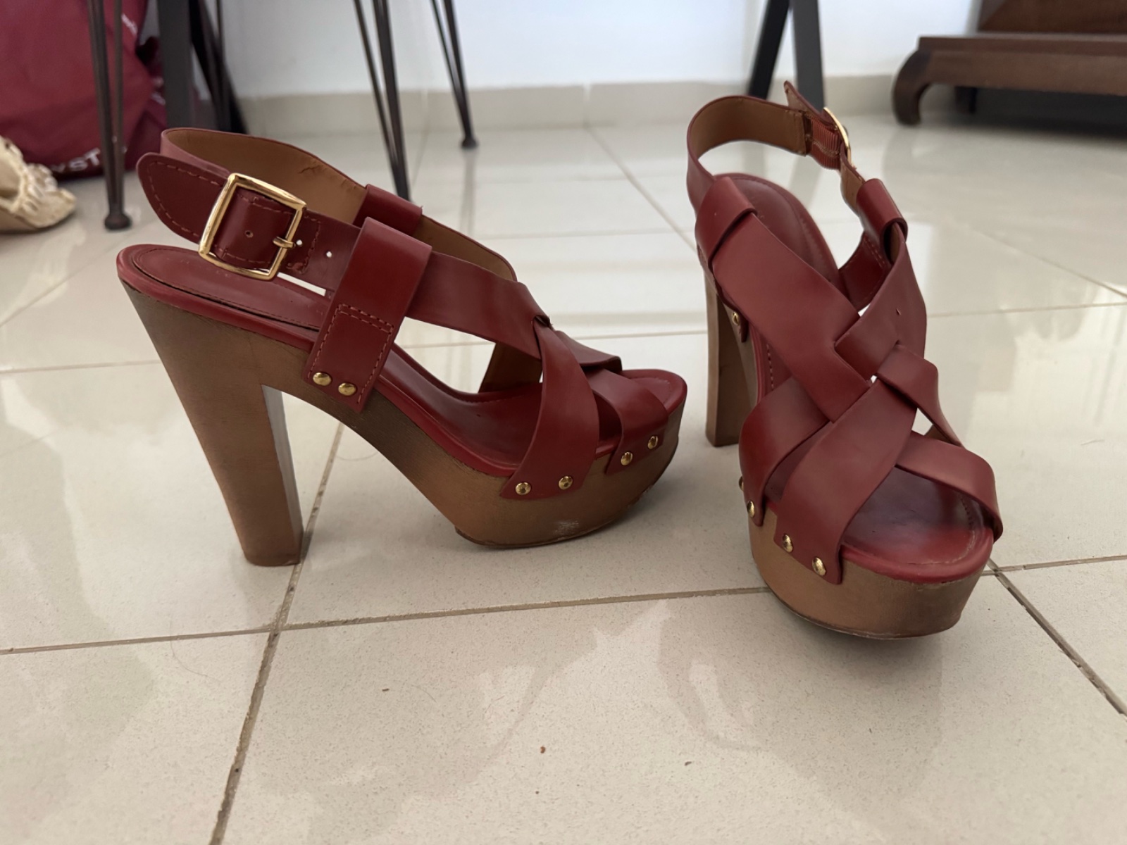 Chaussures à talons terracota 