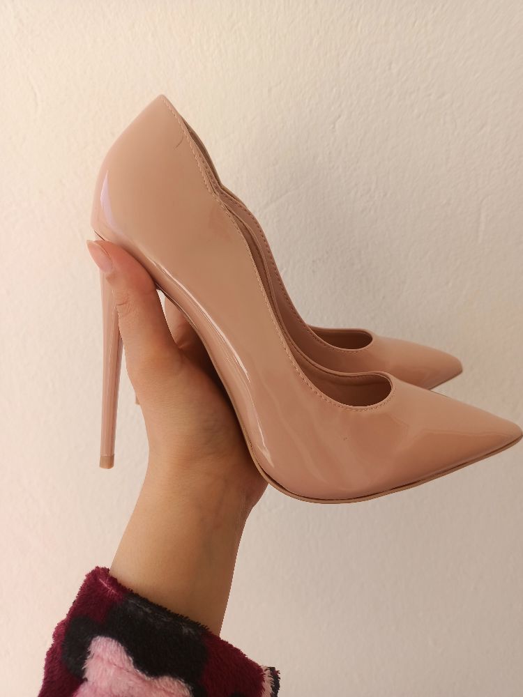 Des escarpins Rose Nude 36