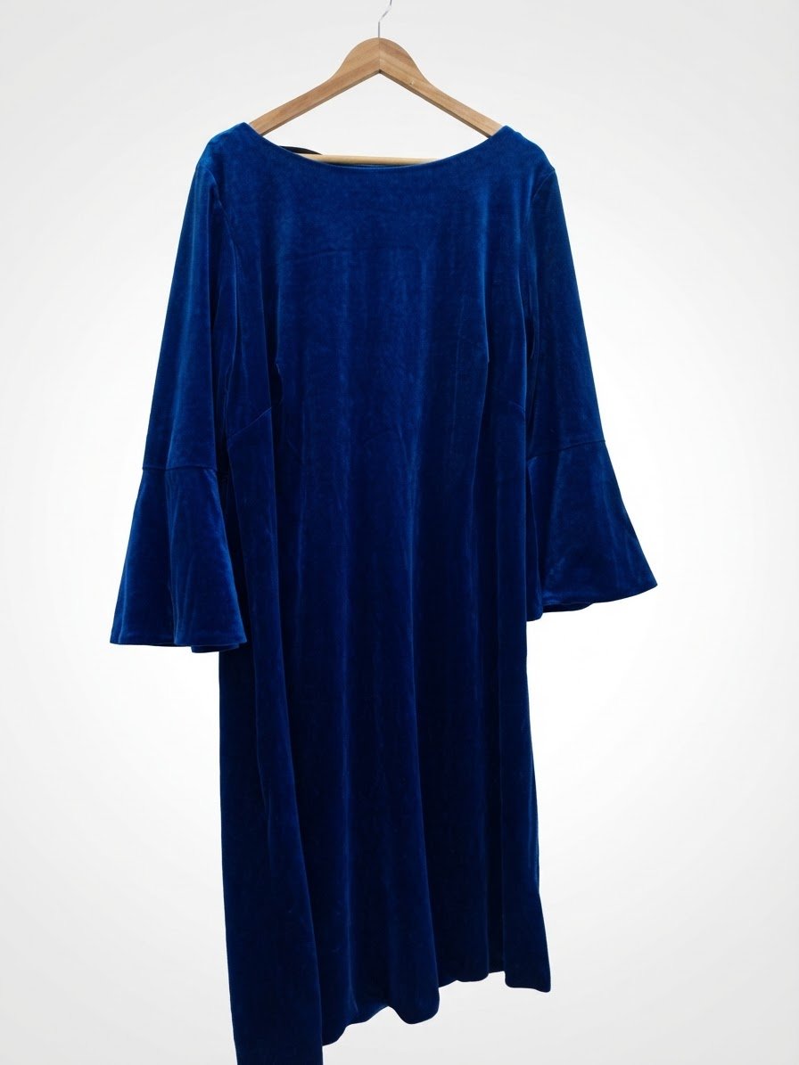 Robe en velour bleu kalvil kleien